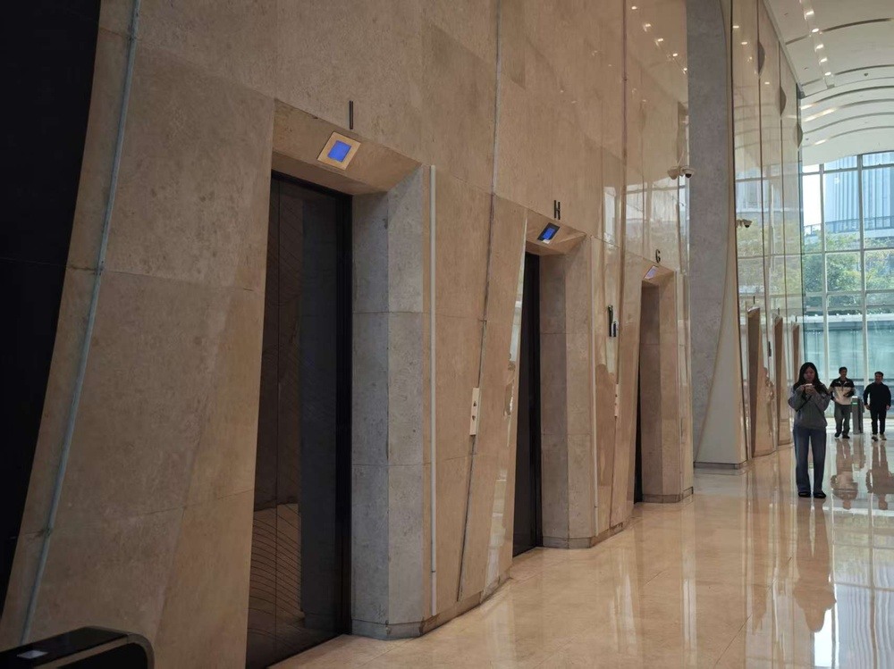 电梯厅1